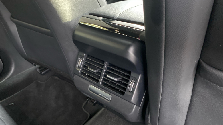 Land Rover Range Rover Evoque 1.5 P300e R-Dynamic SE 5dr Auto Hatchback